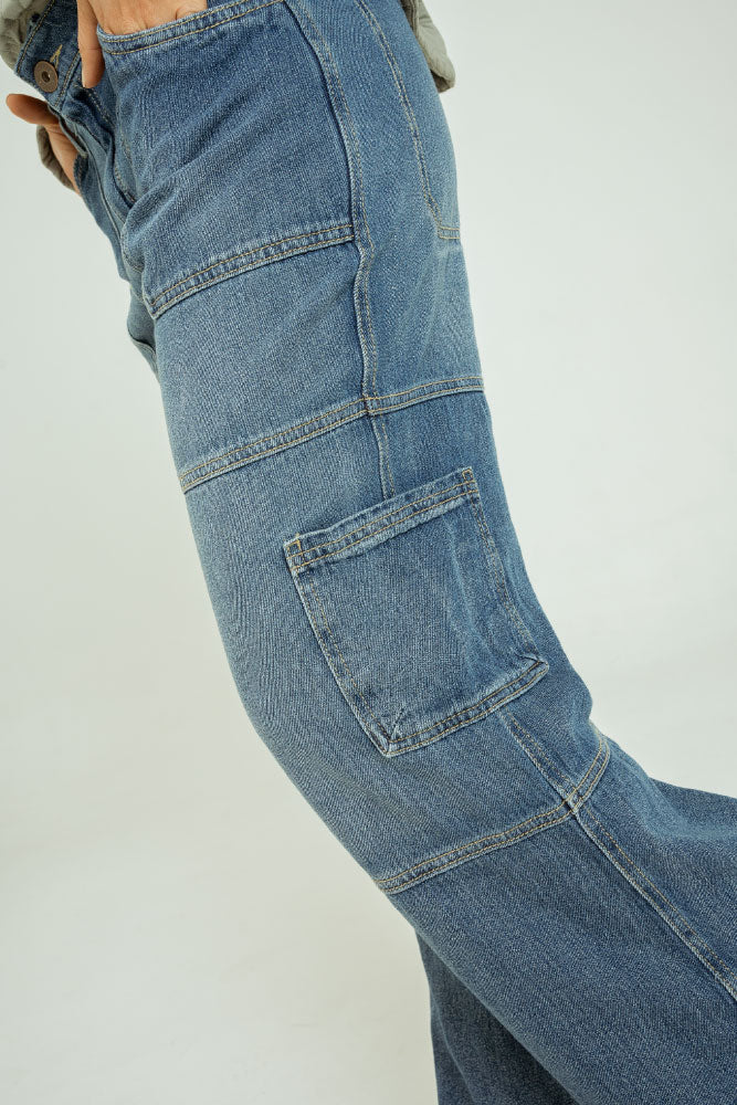 JEANS CARGO CORTES